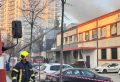 Kaplohet nga zjarri Kino Rinia në Prishtinë, nuk raportohet për të lënduar - VIDEO